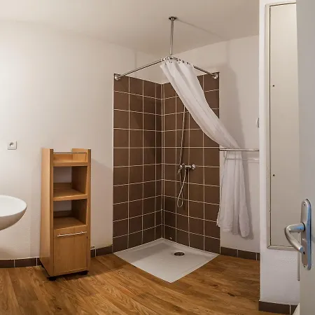 Aparthotel Noemys Chalets Du Hameau Des Aiguilles Albiez-Montrond