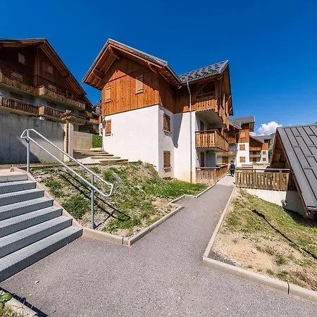 Noemys Chalets Du Hameau Des Aiguilles Aparthotel Albiez-Montrond